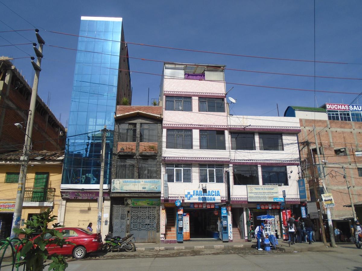 Hostal Florencia Huaraz  Buitenkant foto