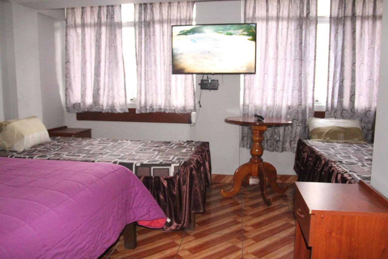Hostal Florencia Huaraz  Buitenkant foto