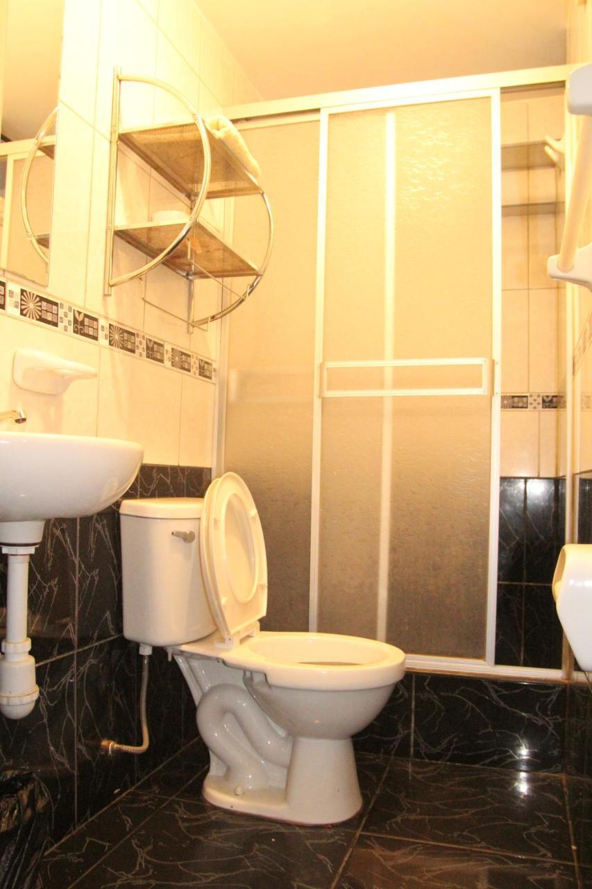 Hostal Florencia Huaraz  Buitenkant foto
