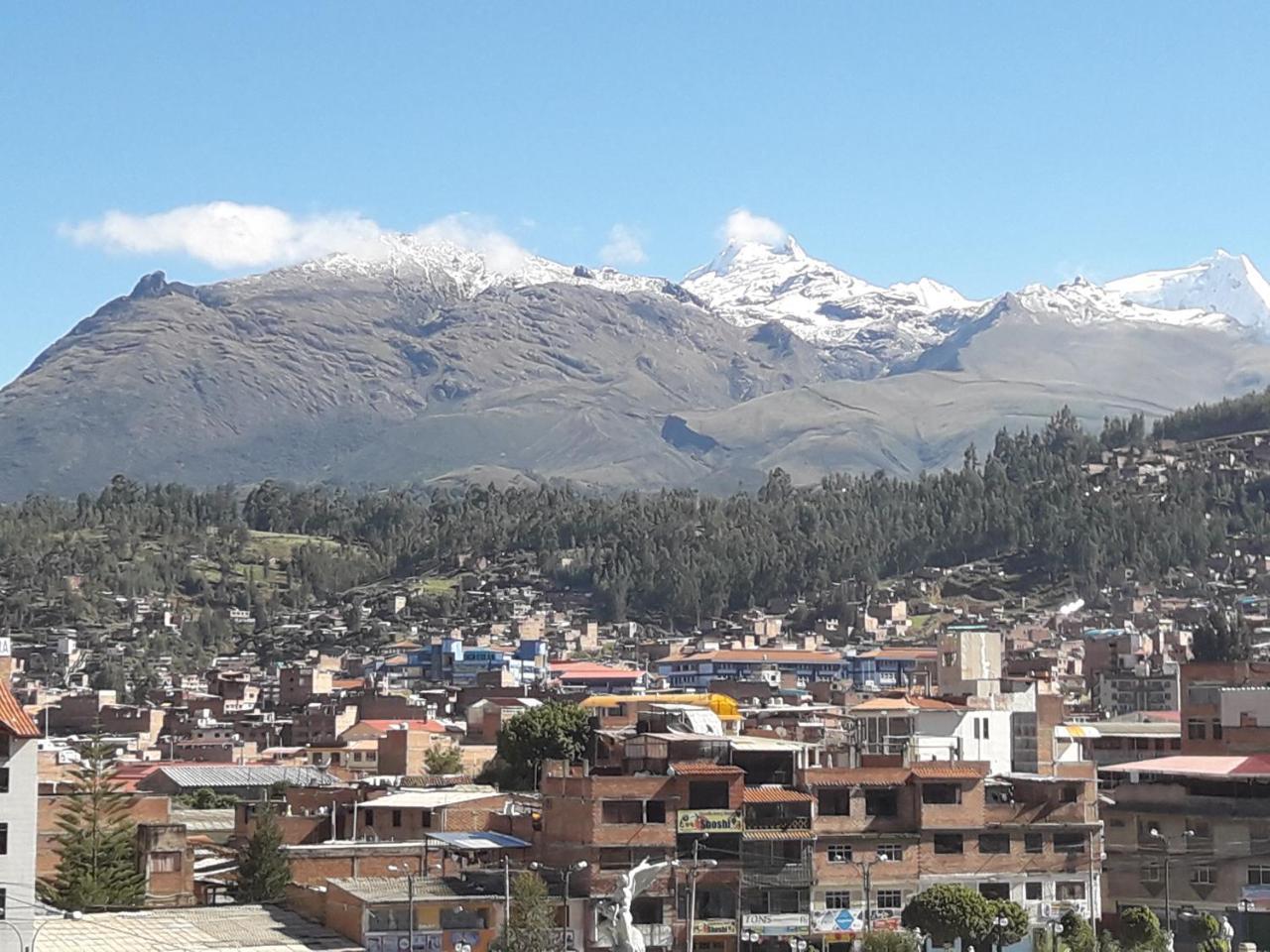 Hostal Florencia Huaraz  Buitenkant foto